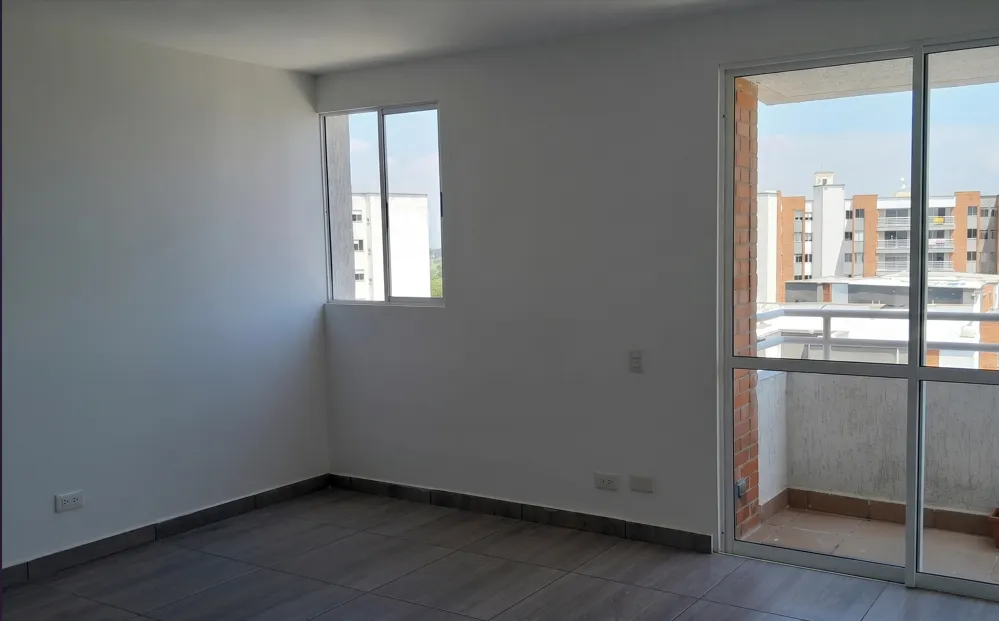 Apartamento en Piedra Grande foto 2