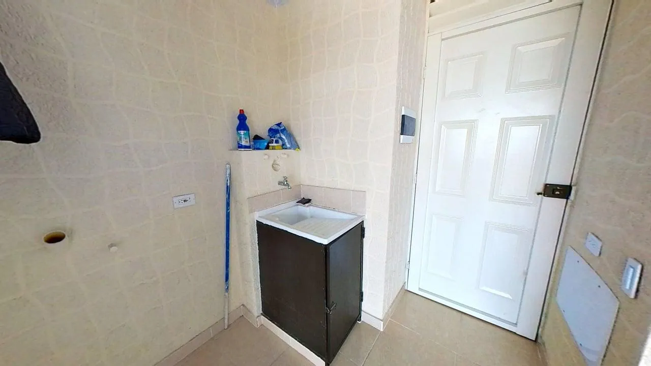 Apartamento en La alborada foto 6