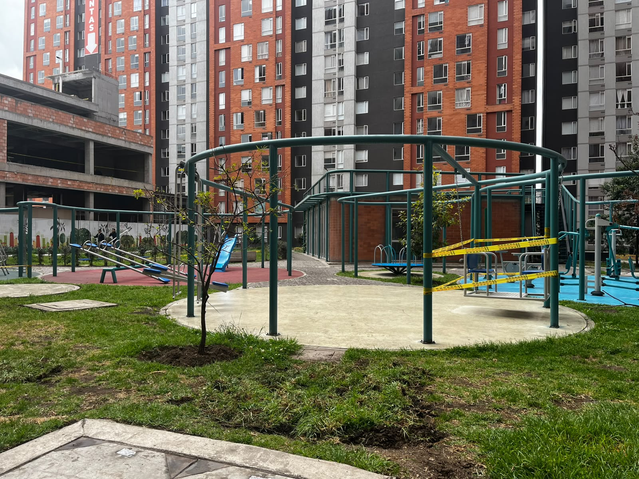 Apartamento de 2 alcobas en venta en Granjas De Techo, Bogotá, 35 m² · foto 21 de 24
