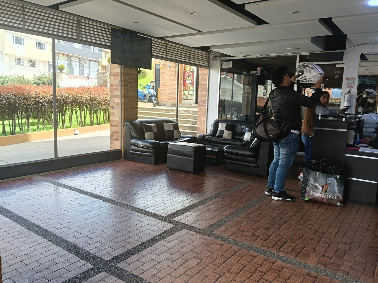 Apartamento de 2 alcobas en venta en Lourdes, Bogotá, 40 m² · foto 19 de 21