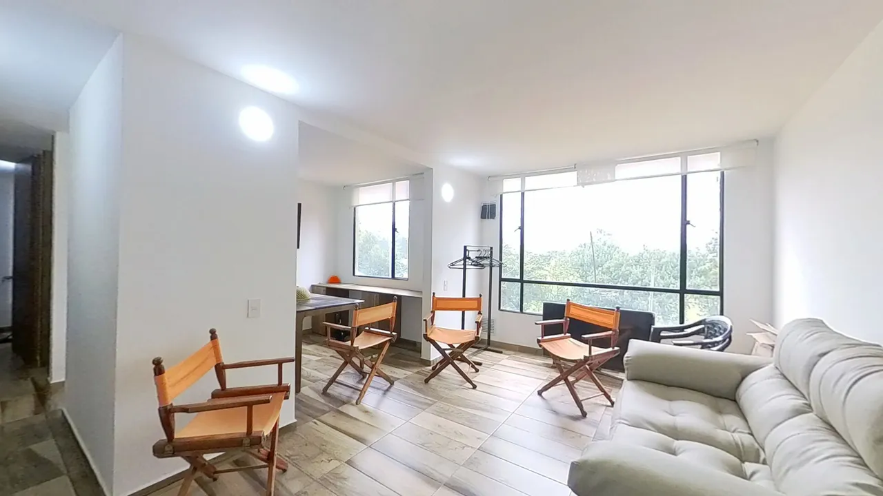 Apartamento en Parque Ciudad Pomar Aliso foto 4