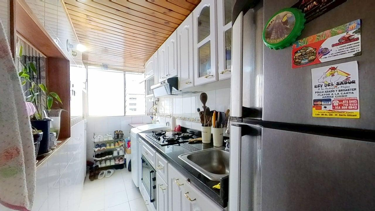 Apartamento de 3 alcobas en venta en Los Cedros, Bogotá, 62 m² · foto 3 de 22