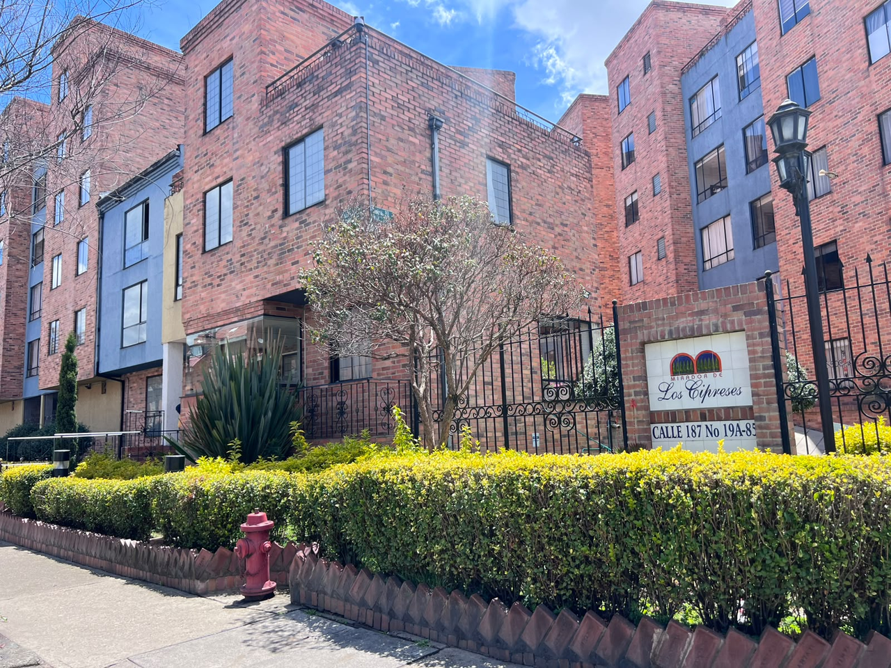 Apartamento en venta en Verbenal, Bogotá · foto 22 de 24