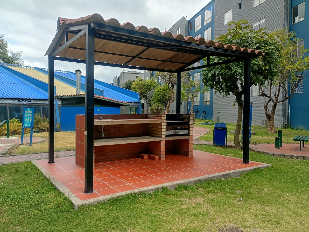Apartamento de 4 alcobas en venta en Bavaria, Bogotá, 91 m² · foto 21 de 24