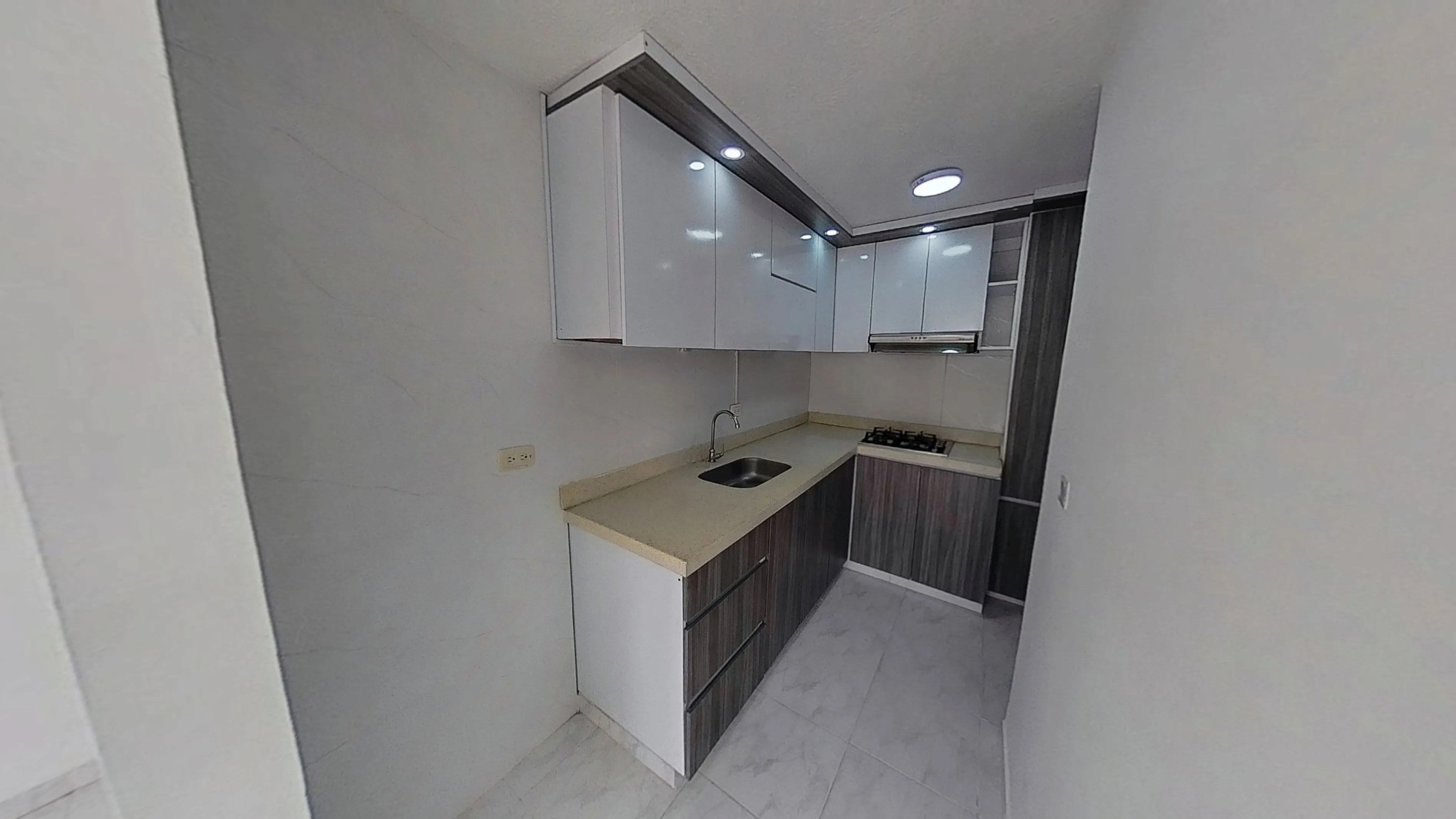 Apartamento en Urbanización San Marino foto 3