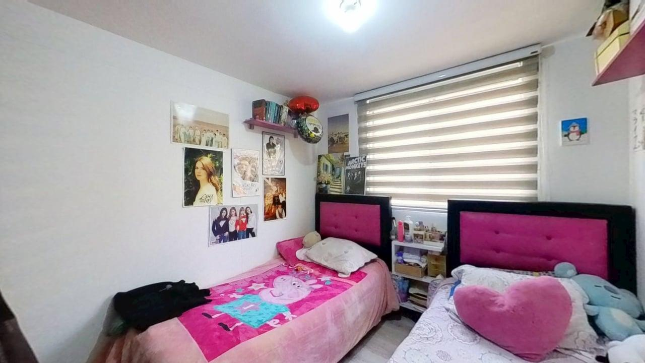 Apartamento de 3 alcobas en venta en Calandaima, Bogotá, 81 m² · foto 9 de 24