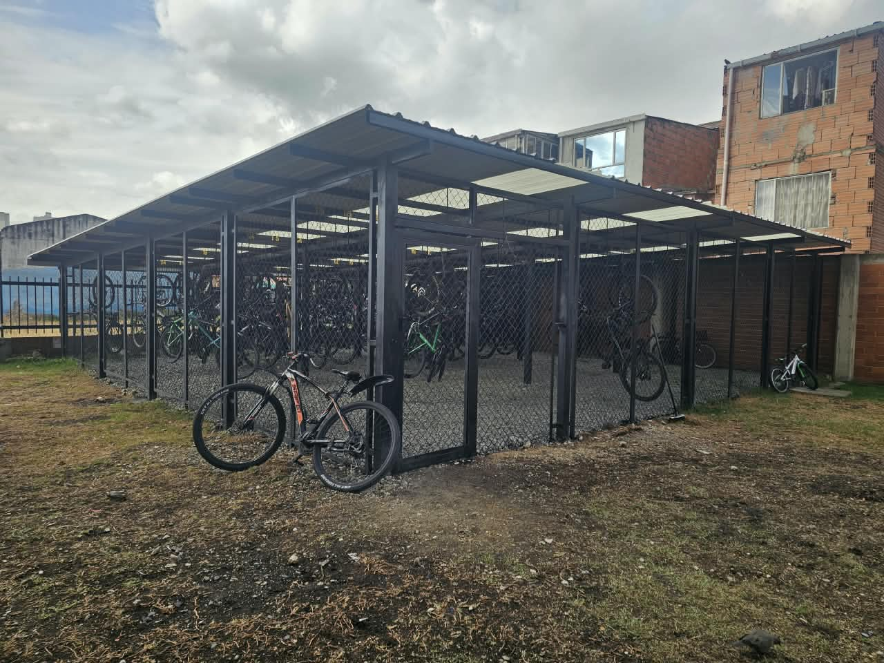 Apartamento en venta en Ismael Perdomo, Bogotá · foto 19 de 22