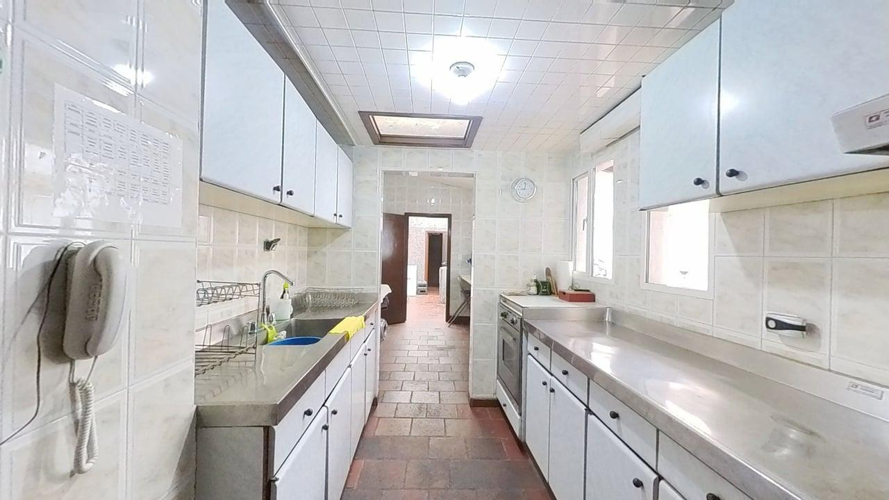Casa en venta en Santa Barbara, Bogotá · foto 6 de 24