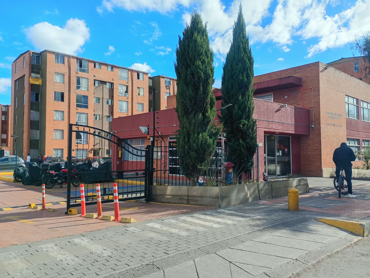 Apartamento de 3 alcobas en venta en Zona Franca, Bogotá, 44 m² · foto 22 de 24