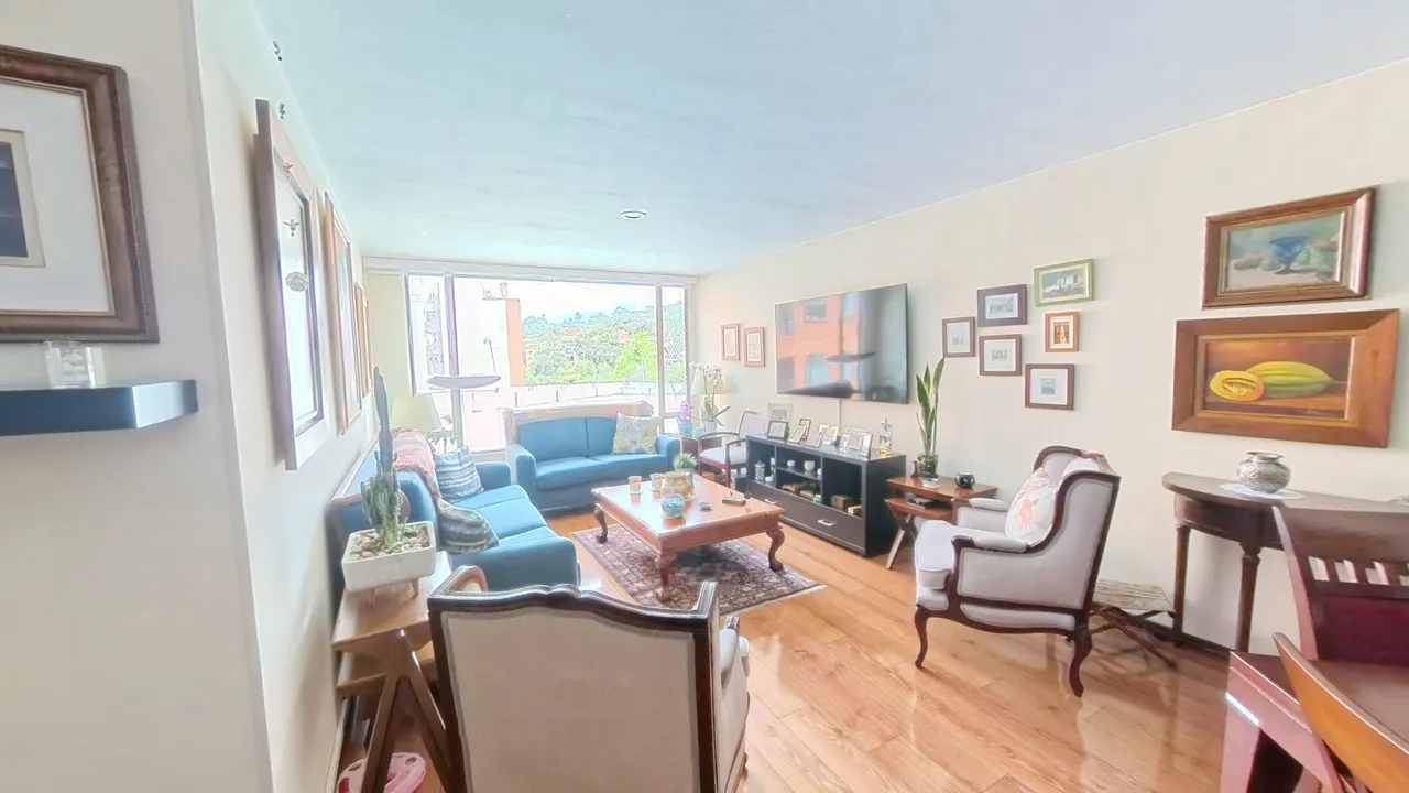 Apartamento en Bella Suiza foto 4
