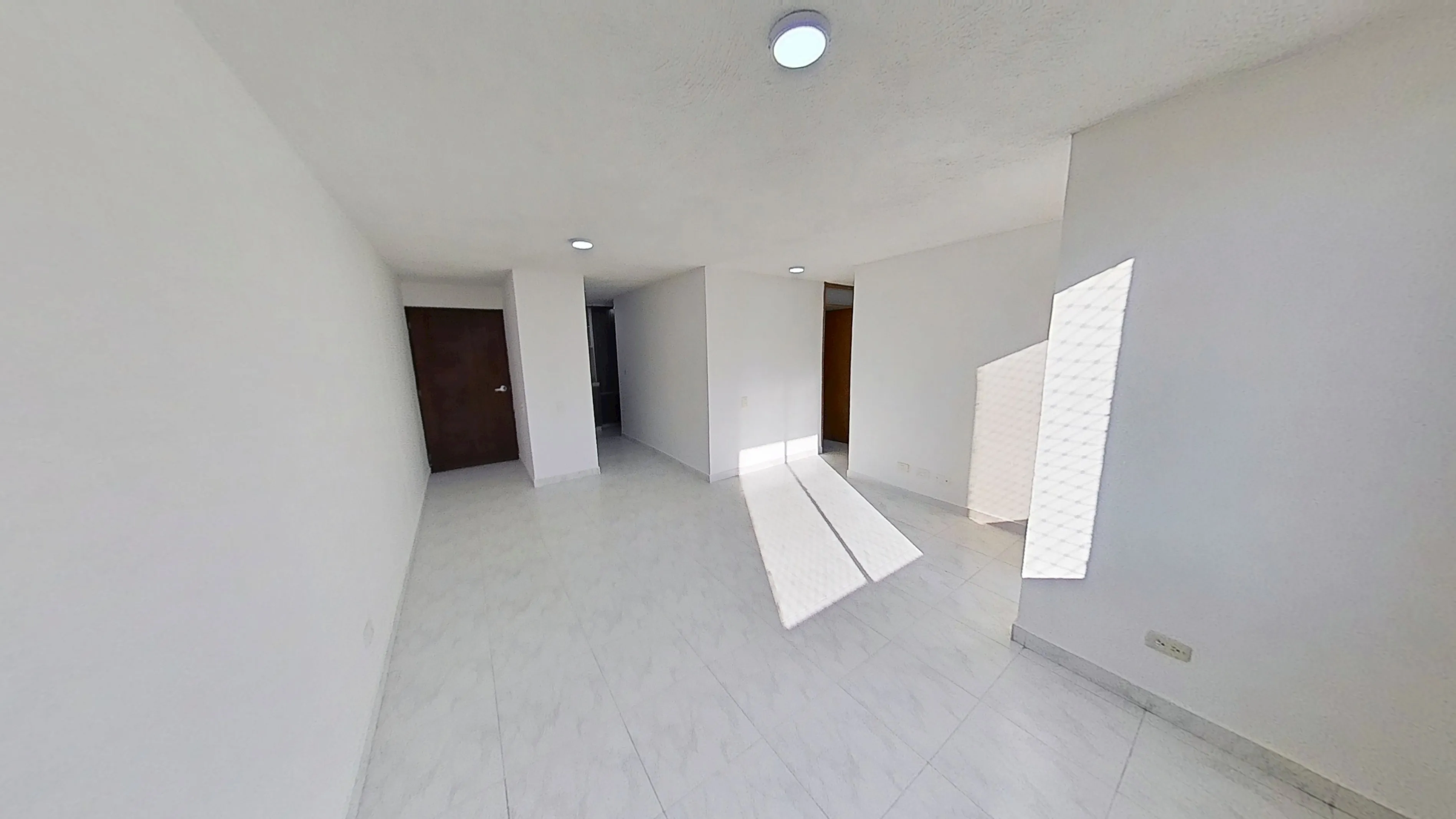 Apartamento en Urbanización San Marino foto 2