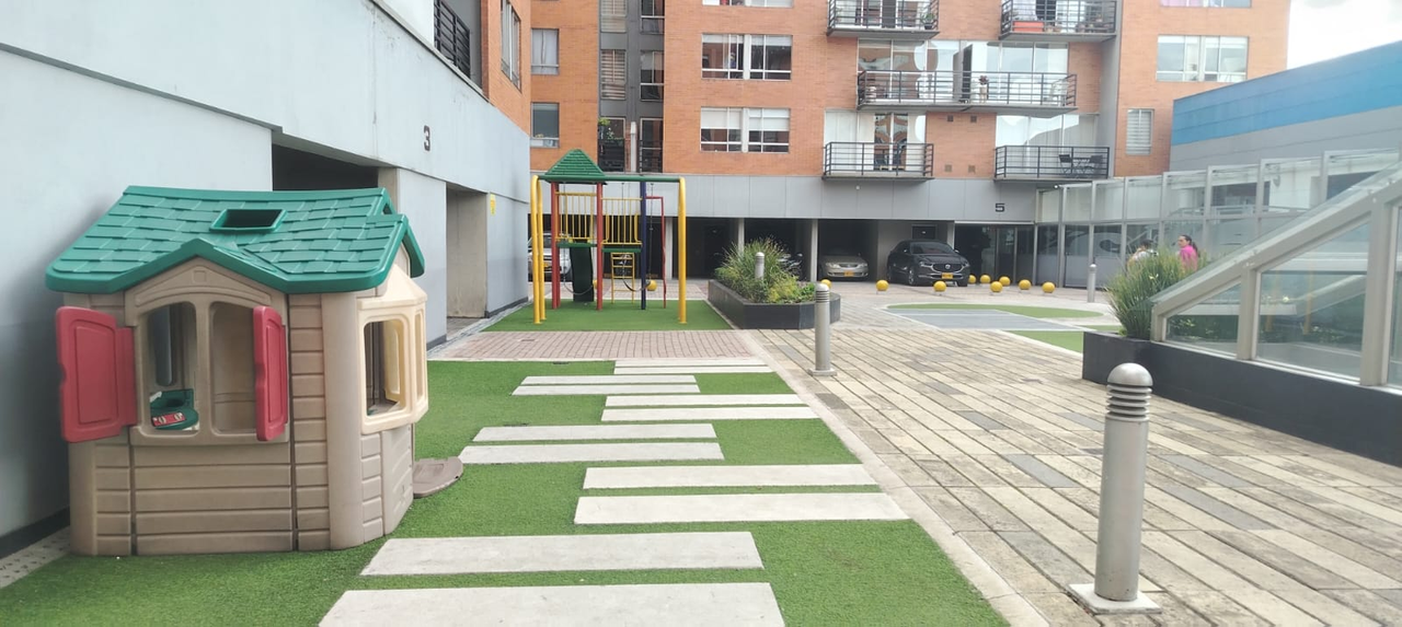 Apartamento de 3 alcobas en venta en Granjas De Techo, Bogotá, 78 m² · foto 21 de 24
