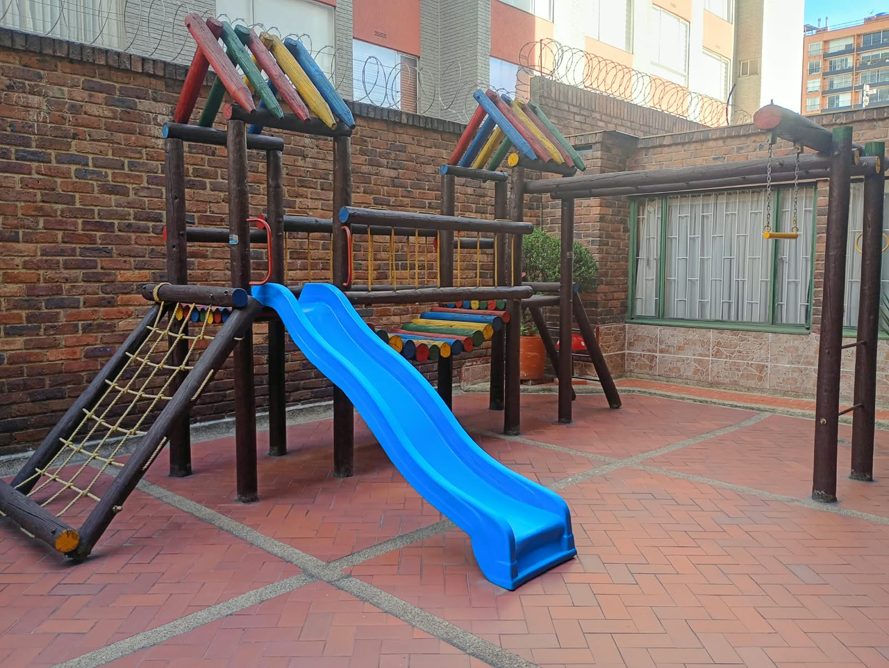 Apartamento de 3 alcobas en venta en Los Cedros, Bogotá, 126 m² · foto 23 de 23