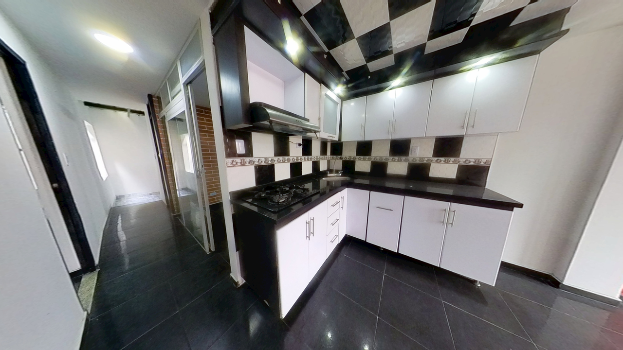 Casa de 6 alcobas en venta en Bosa Occidental, Bogotá, 304 m² · foto 9 de 24