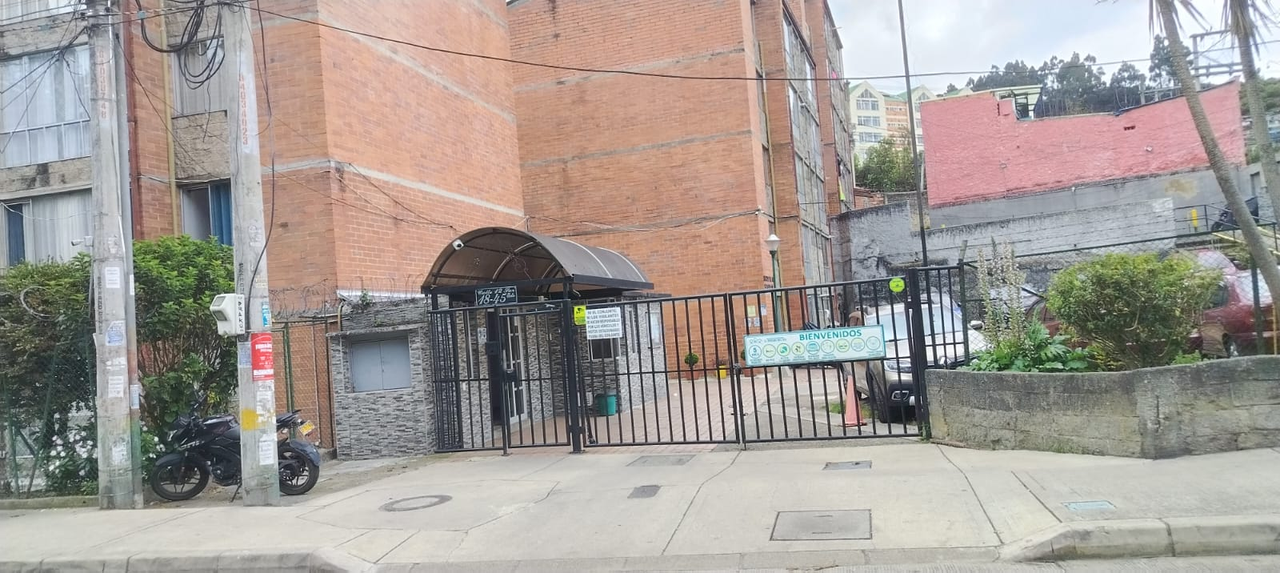 Apartamento de 3 alcobas en venta en San Blas, Bogotá, 50 m² · foto 14 de 24