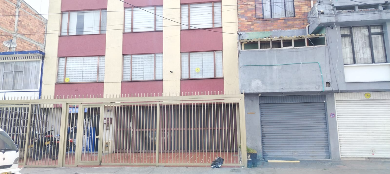 Apartamento de 3 alcobas en venta en Santa Isabel, Bogotá, 58 m² · foto 14 de 18