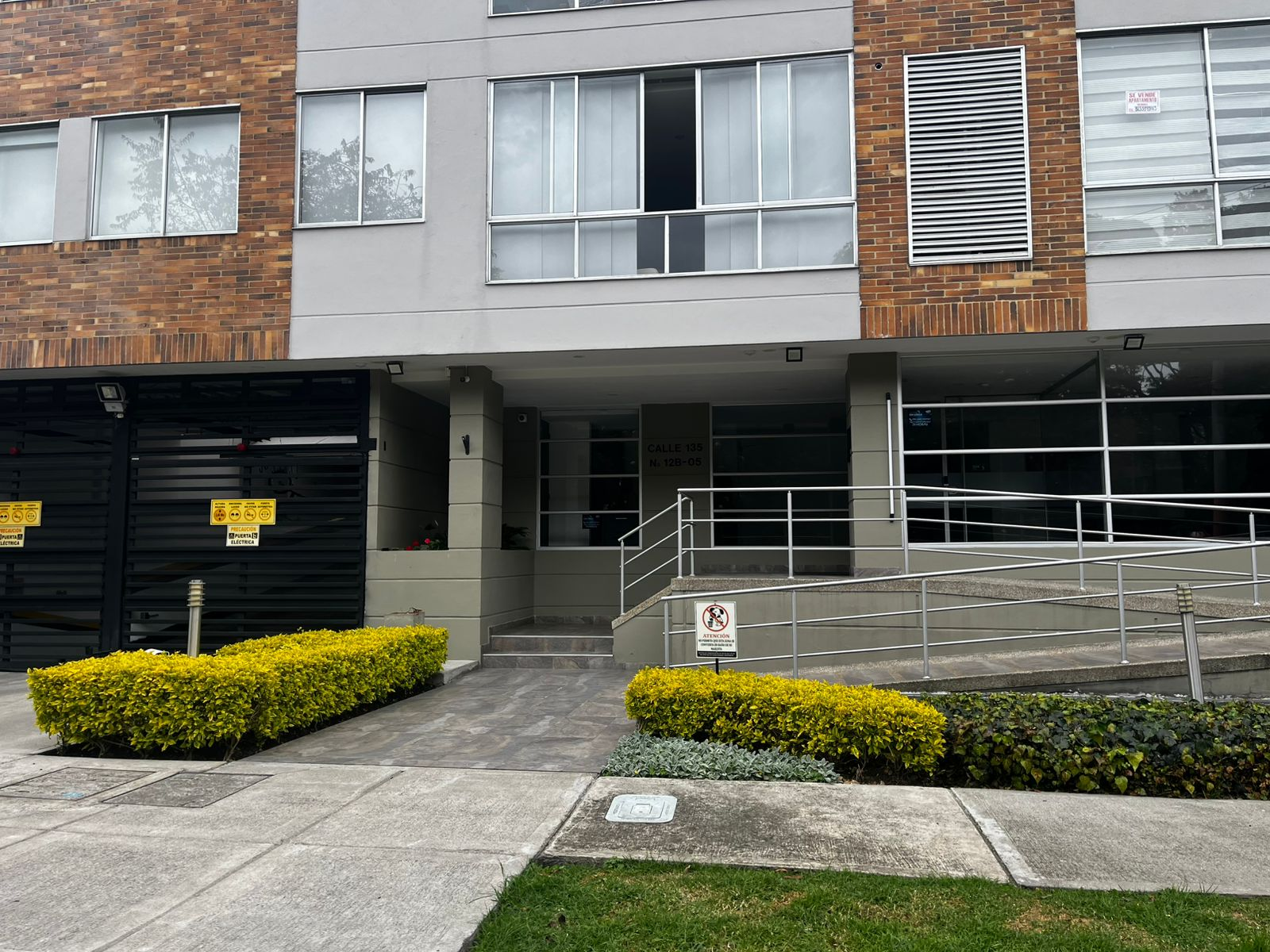 Apartamento de 2 alcobas en venta en Los Cedros, Bogotá, 78 m² · foto 20 de 23