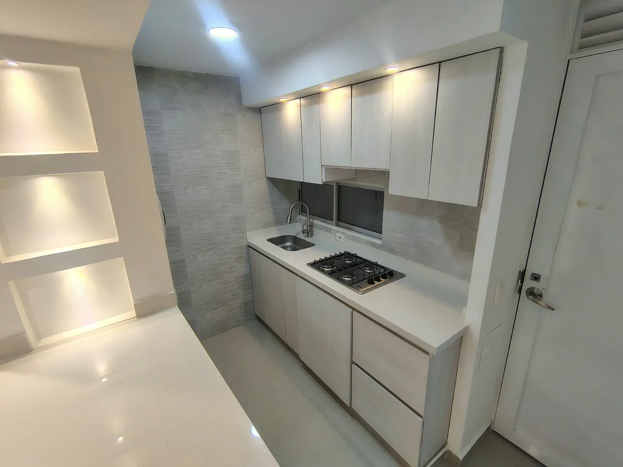 Apartamento en Alameda del Rio foto 6