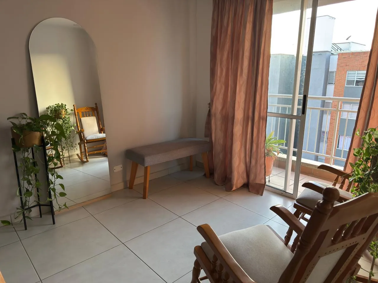 Apartamento en Piedra Grande foto 2