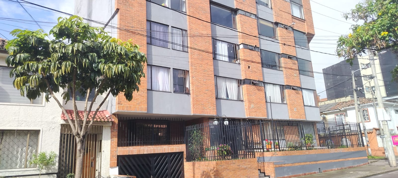 Apartamento en venta en Galerias, Bogotá · foto 14 de 16