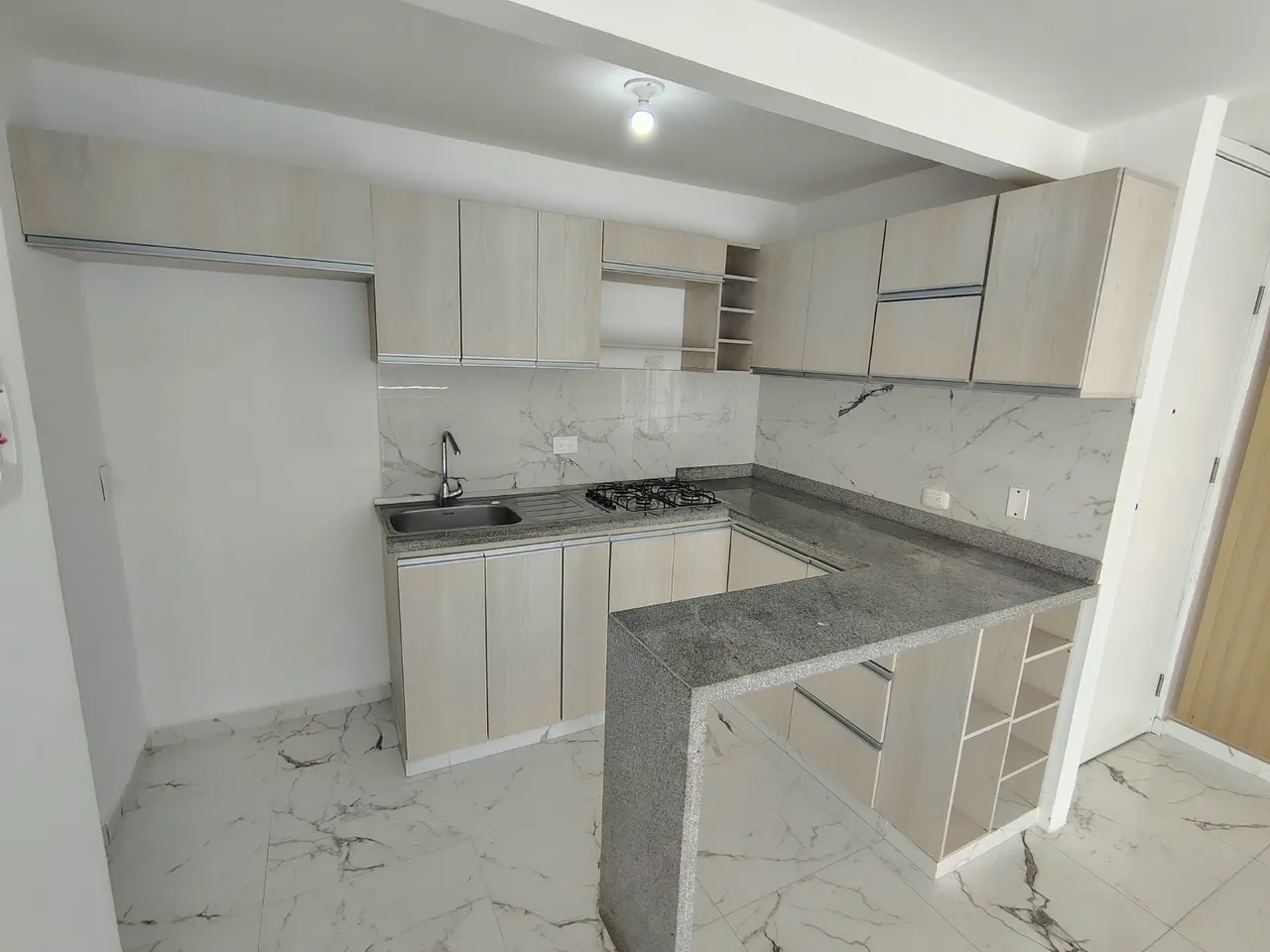 Apartamento en Alameda del Rio foto 4