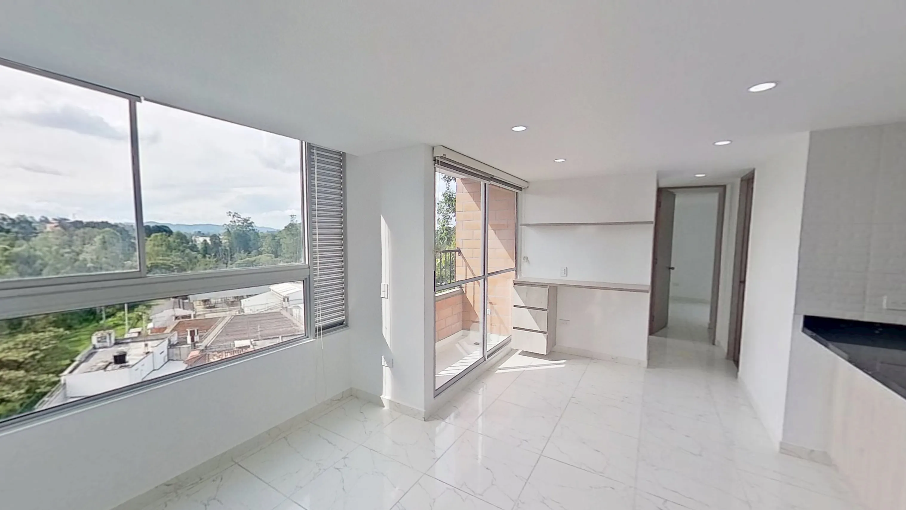 Apartamento en Cuatro esquinas foto 3