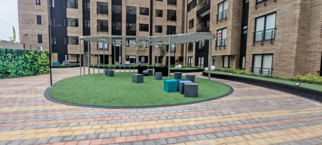 Apartamento de 3 alcobas en venta en Ciudad Salitre Occidental, Bogotá, 68 m² · foto 23 de 24