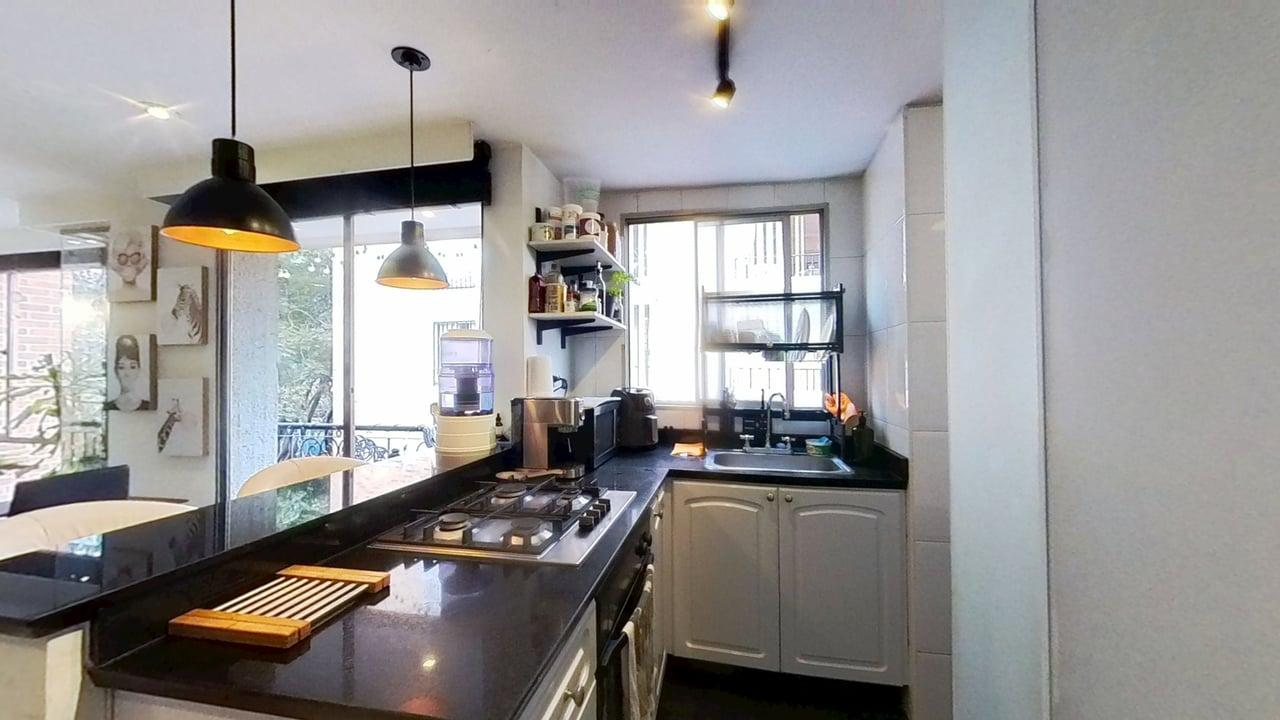 Apartamento de 2 alcobas en venta en Santa Barbara, Bogotá, 86 m² · foto 5 de 22