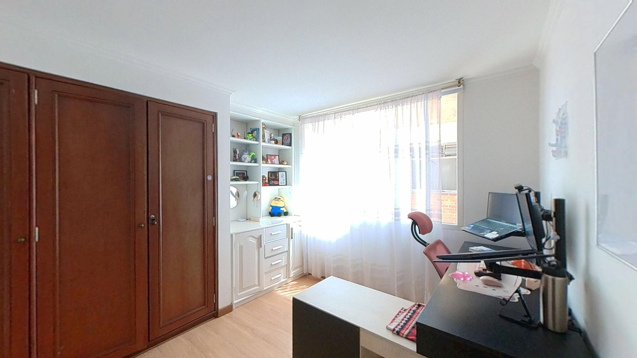 Apartamento de 3 alcobas en venta en Chico Lago, Bogotá, 84 m² · foto 8 de 19