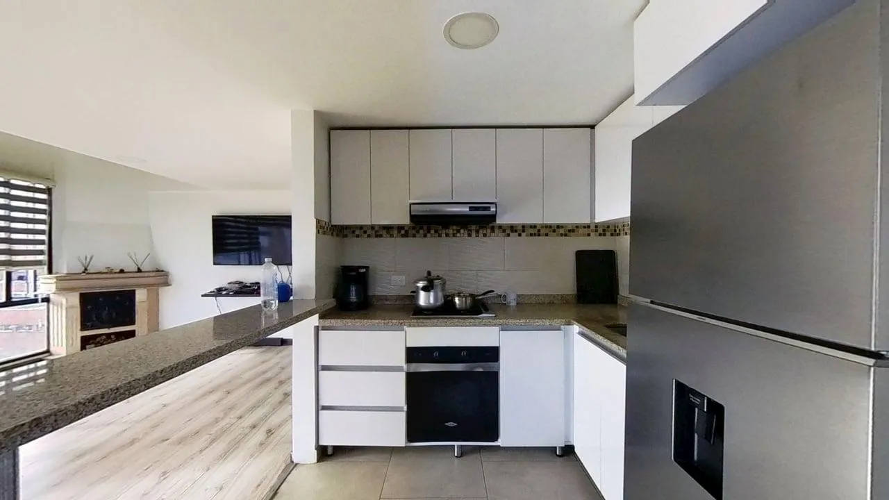 Apartamento en Caobos Salazar foto 5