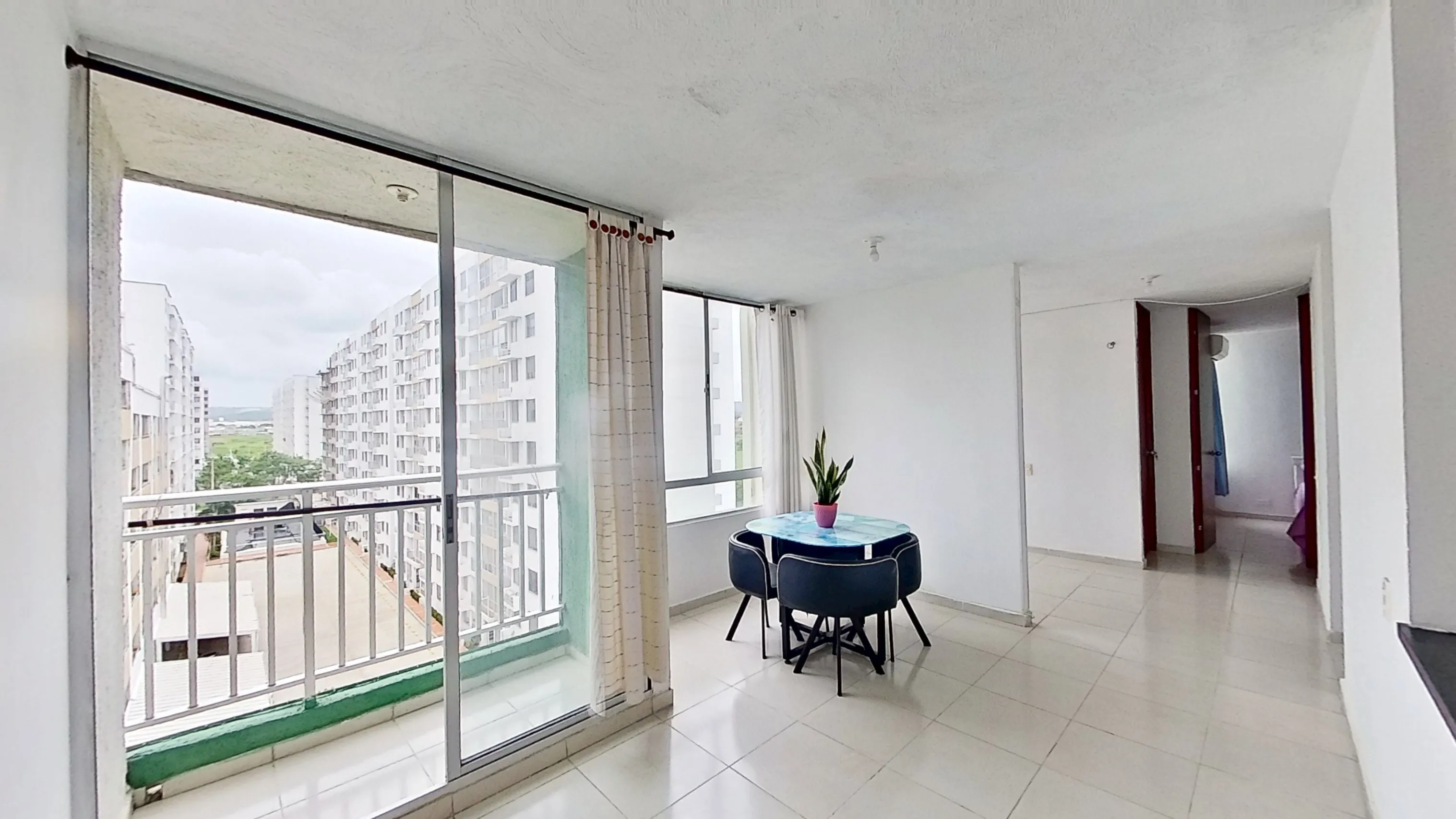 Apartamento en Ciudad Jardin foto 2