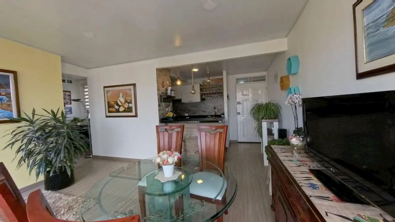 Apartamento en Los Cedros foto 4