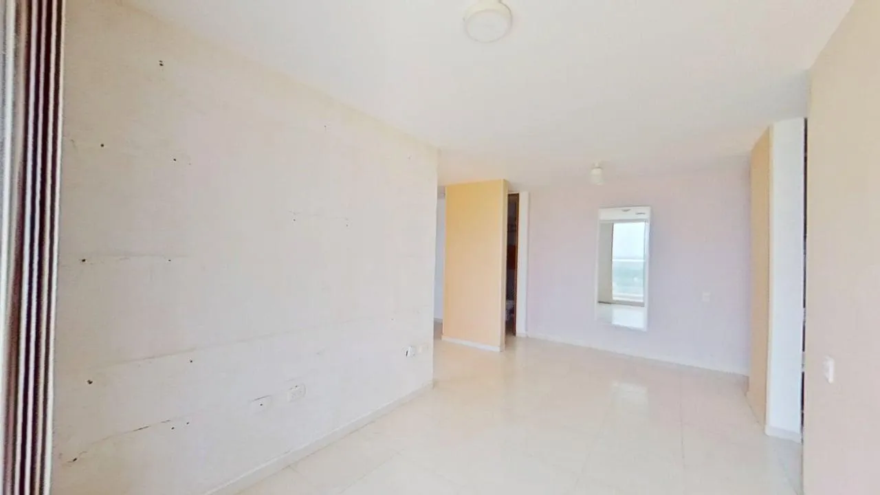 Apartamento en Puerta Dorada foto 3