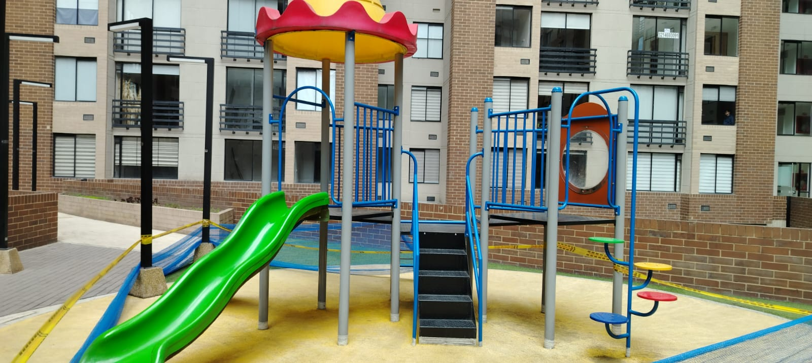 Apartamento de 2 alcobas en venta en Granjas De Techo, Bogotá, 41 m² · foto 20 de 24