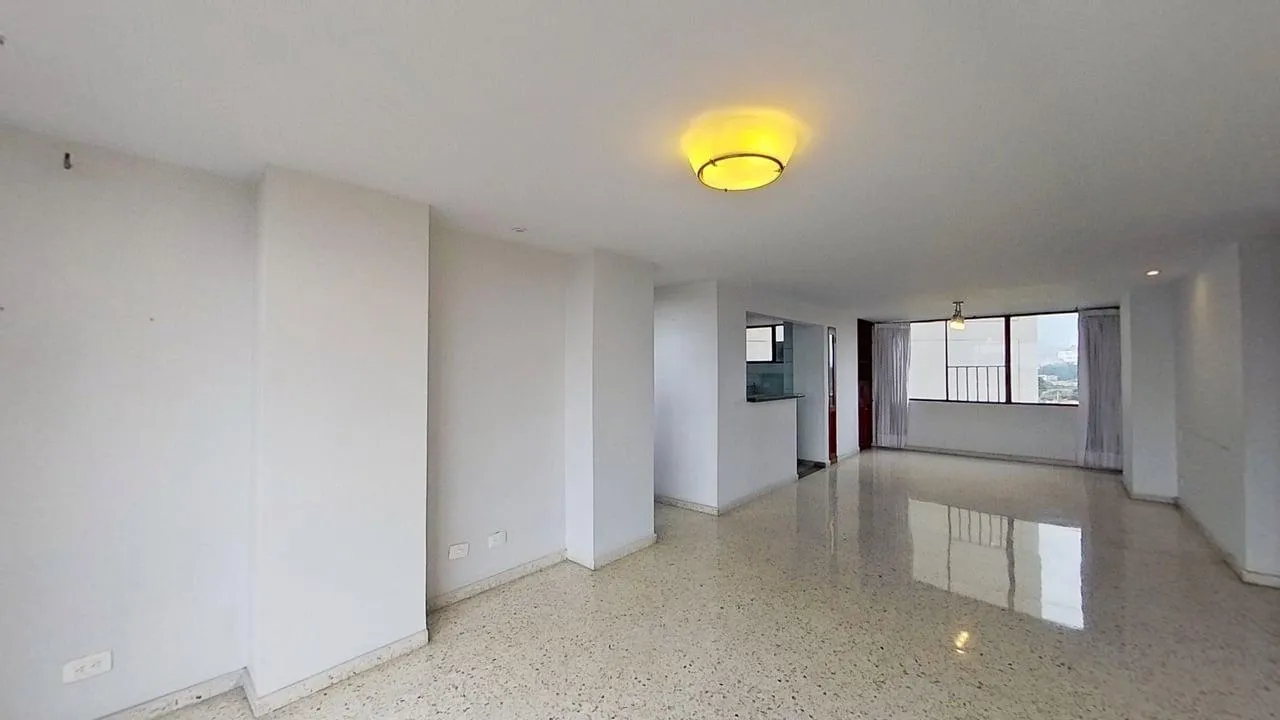 Apartamento en Prados Norte foto 3