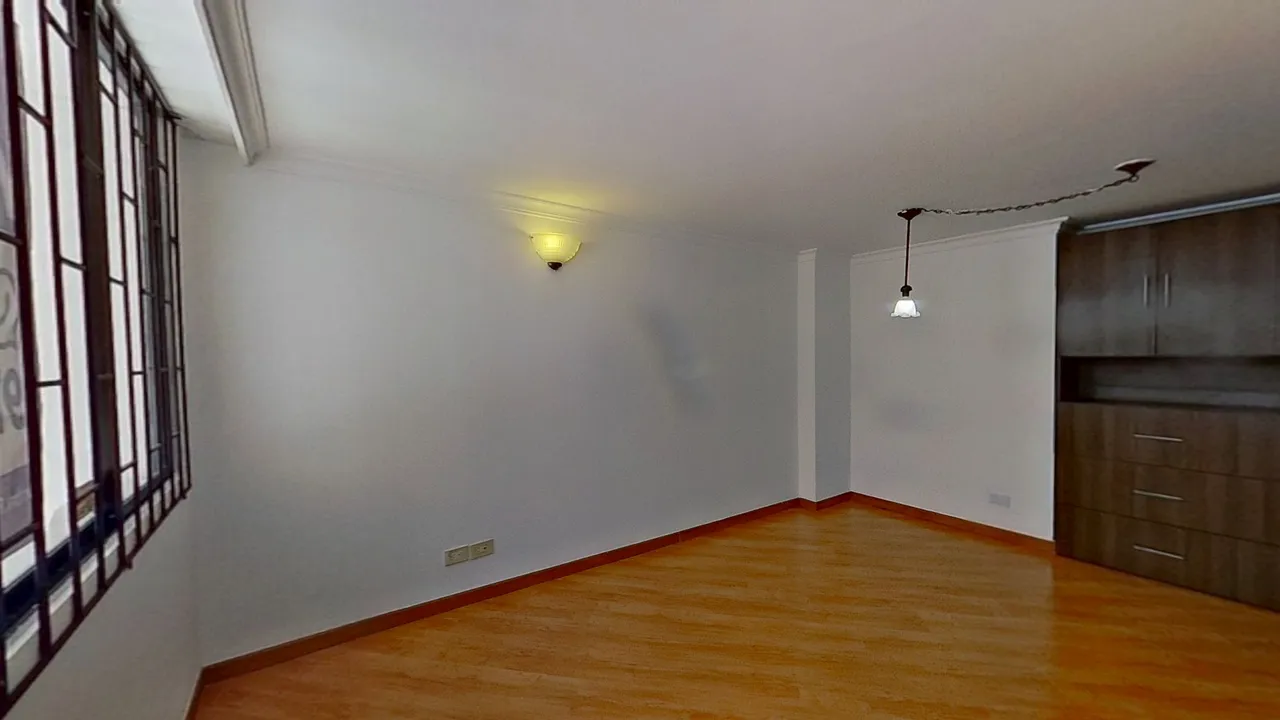 Apartamento en Santa Barbara Central foto 4