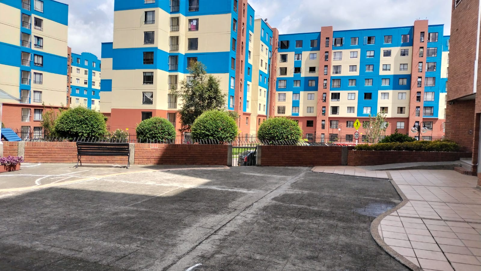 Apartamento de 3 alcobas en venta en Granjas De Techo, Bogotá, 57 m² · foto 18 de 24