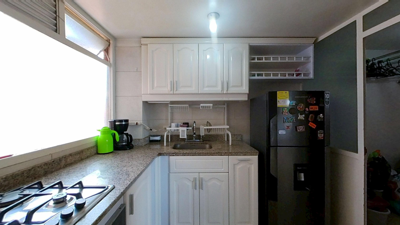 Apartamento de 3 alcobas en venta en Chico Lago, Bogotá, 84 m² · foto 5 de 19