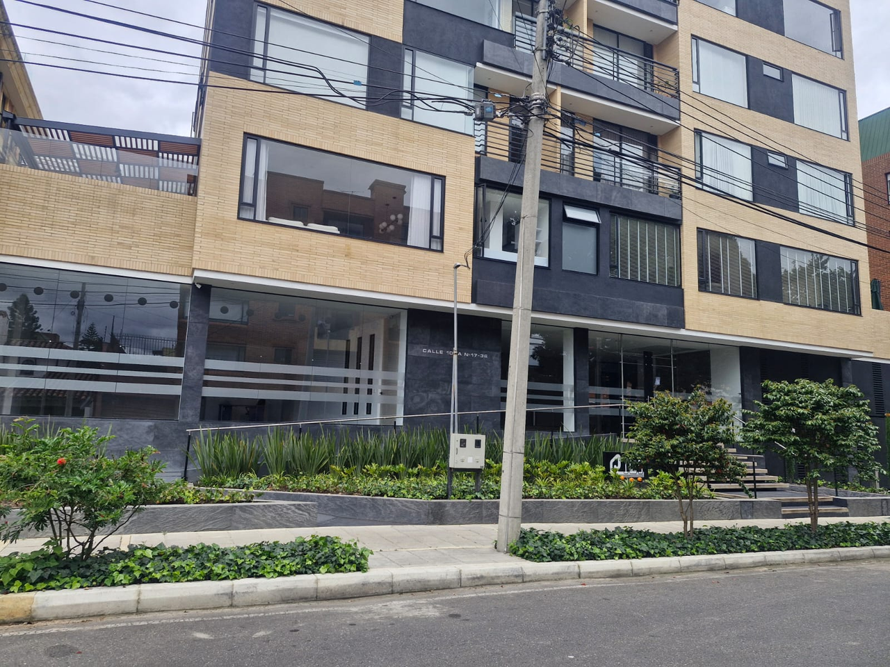 Apartamento de 1 alcoba en venta en Santa Barbara, Bogotá, 49 m² · foto 16 de 18