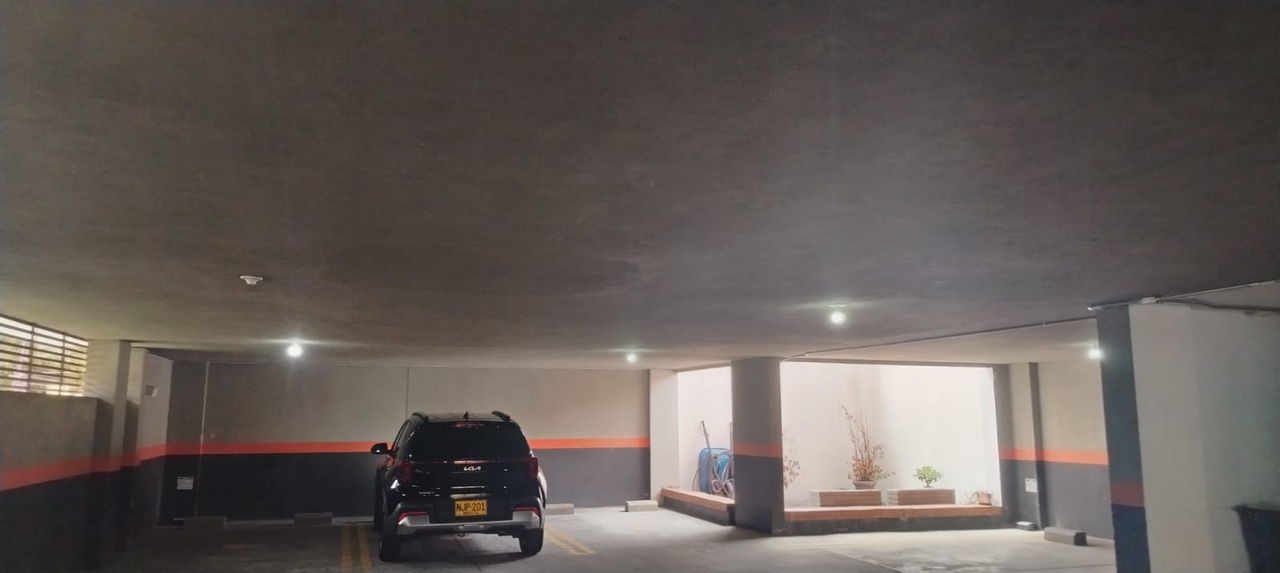 Apartamento en venta en Los Cedros, Bogotá · foto 15 de 24