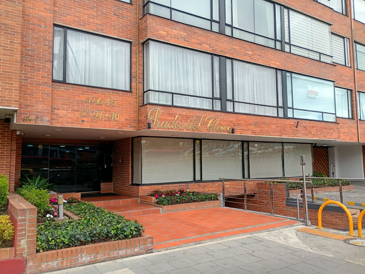 Apartamento de 3 alcobas en venta en Chico Lago, Bogotá, 116 m² · foto 20 de 24