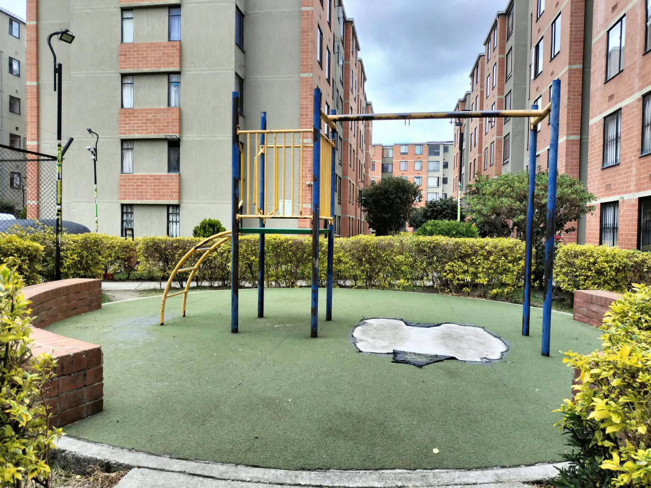 Apartamento de 3 alcobas en venta en Tintal Sur, Bogotá, 48 m² · foto 22 de 24