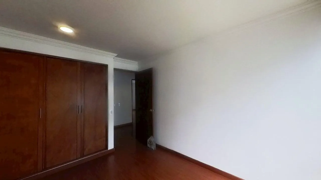 Apartamento en Campo Alegre foto 5