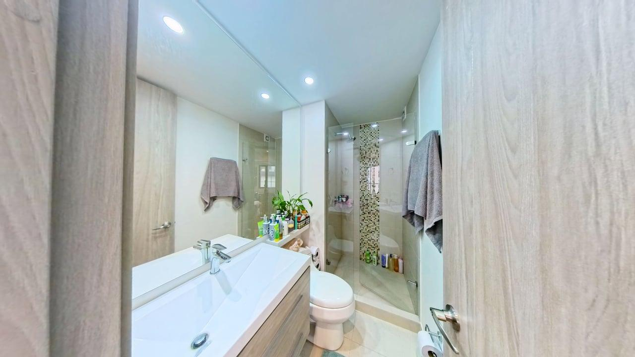 Apartamento de 3 alcobas en venta en Ciudad Salitre Occidental, Bogotá, 68 m² · foto 11 de 24