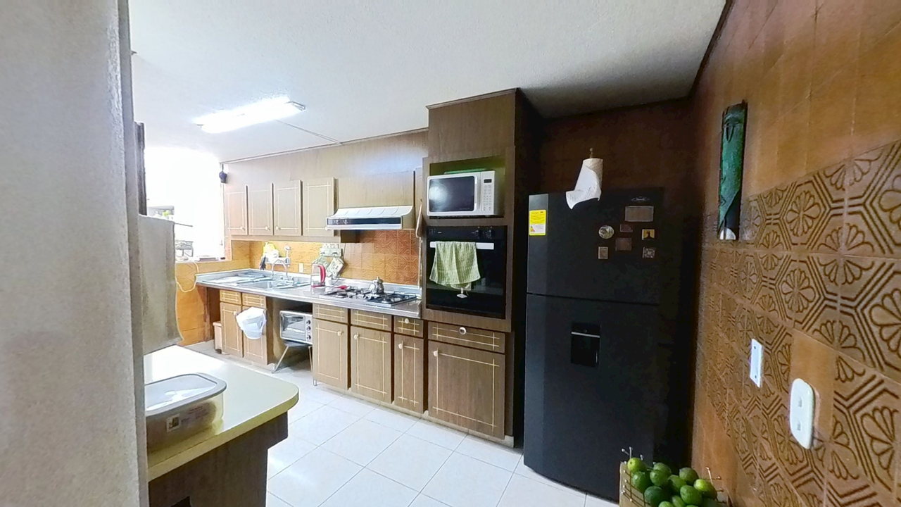 Casa en venta en Santa Barbara, Bogotá · foto 9 de 24