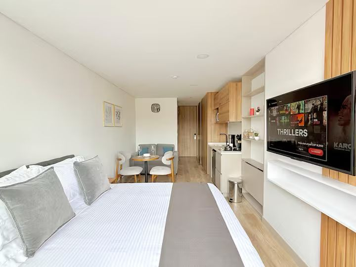 Apartamento de 1 alcoba en venta en Chico Lago, Bogotá, 26 m² · foto 4 de 20