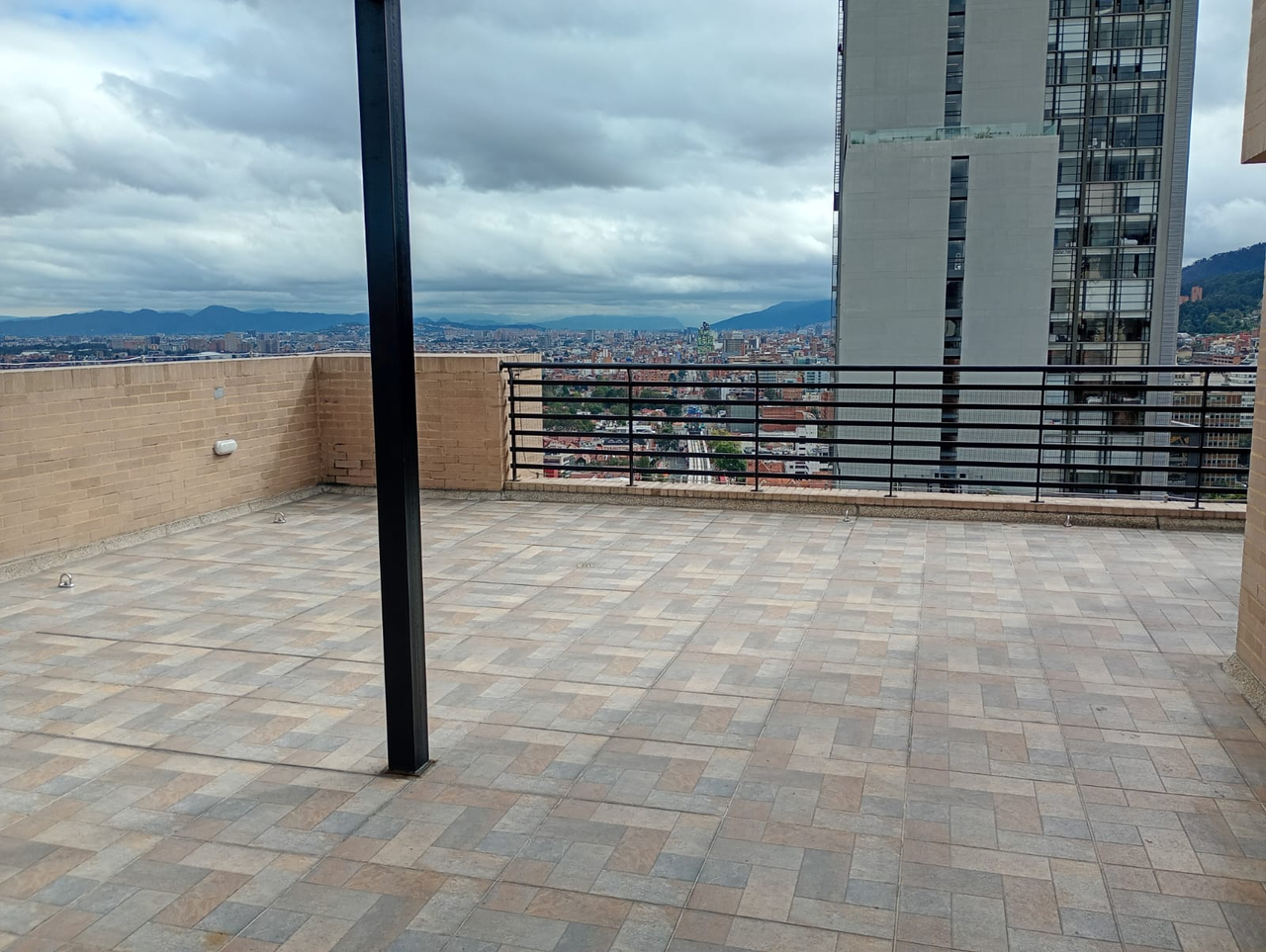 Apartamento de 1 alcoba en venta en Sagrado Corazon, Bogotá, 27 m² · foto 11 de 14
