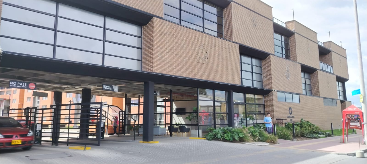 Apartamento de 2 alcobas en venta en Fontibon San Pablo, Bogotá, 46 m² · foto 24 de 24