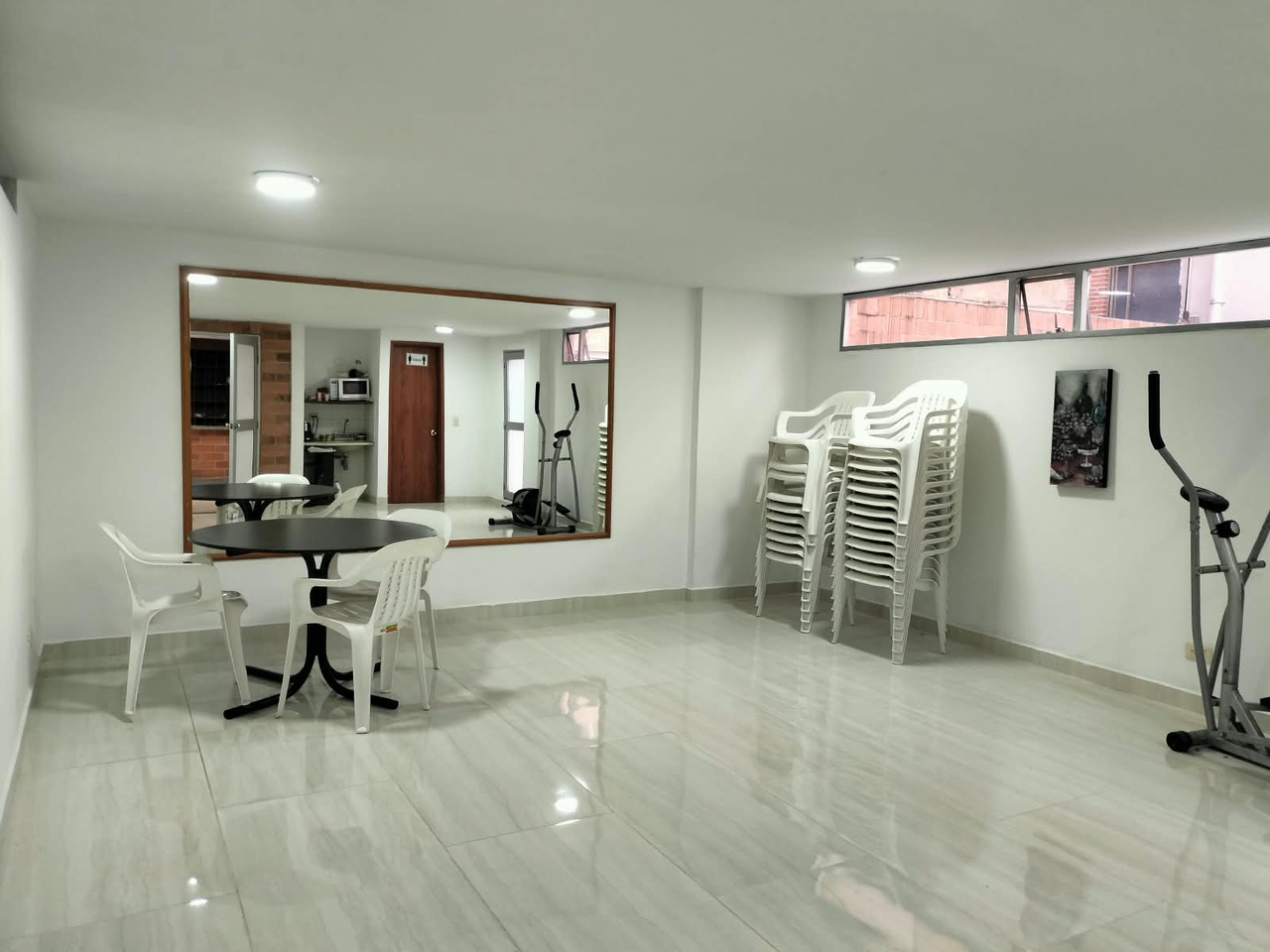 Apartamento en venta en Los Cedros, Bogotá · foto 11 de 16
