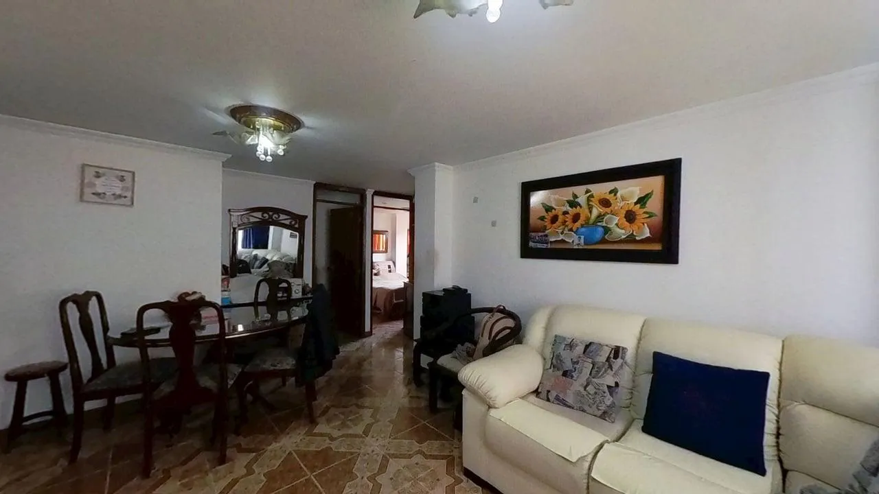 Apartamento en Comuneros foto 2
